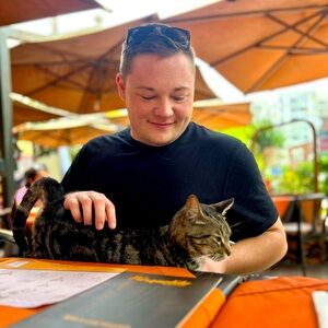 Meet your Posher, Cam